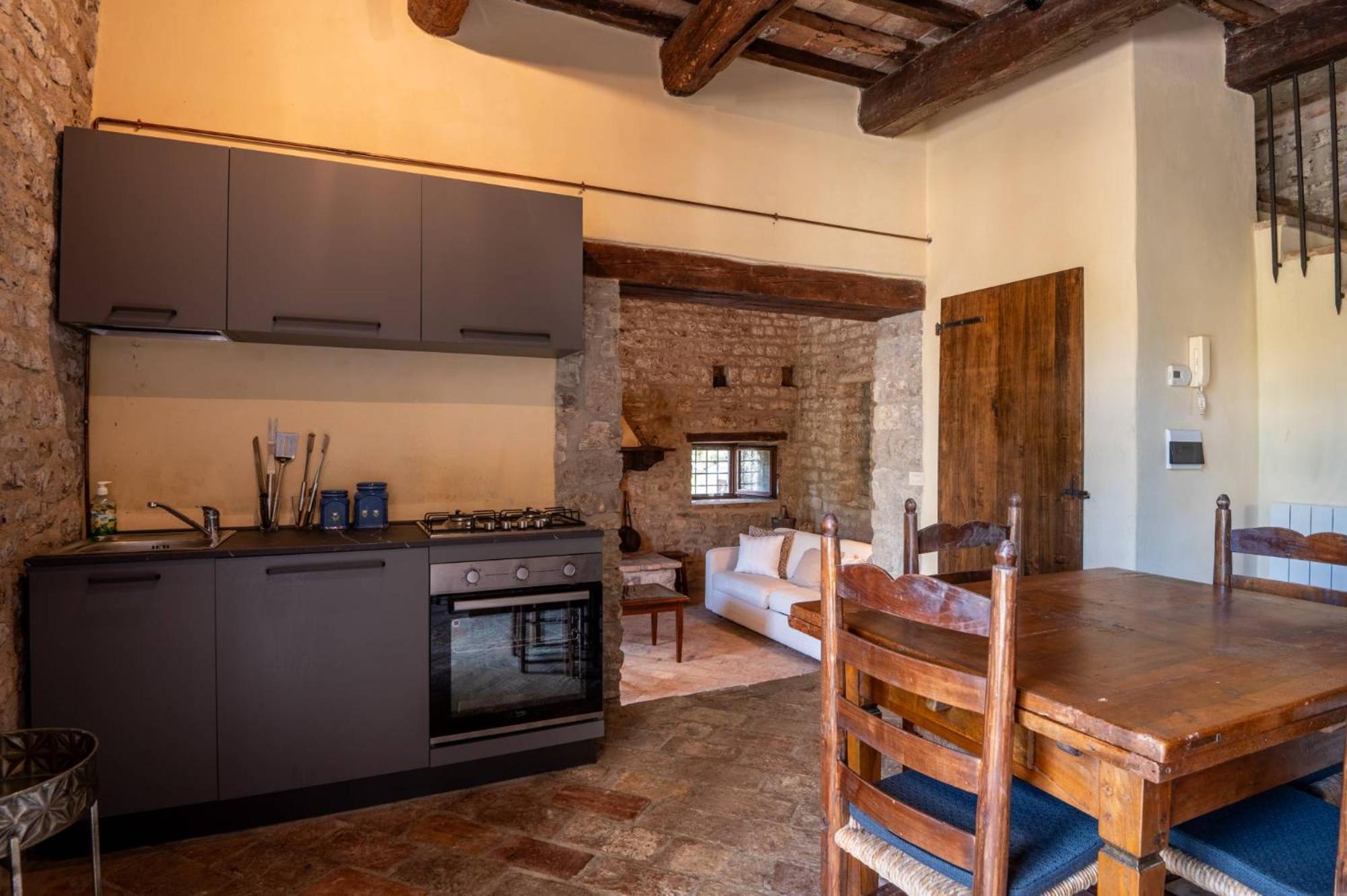 Castello Valenzino Bed and Breakfast Antognola Buitenkant foto